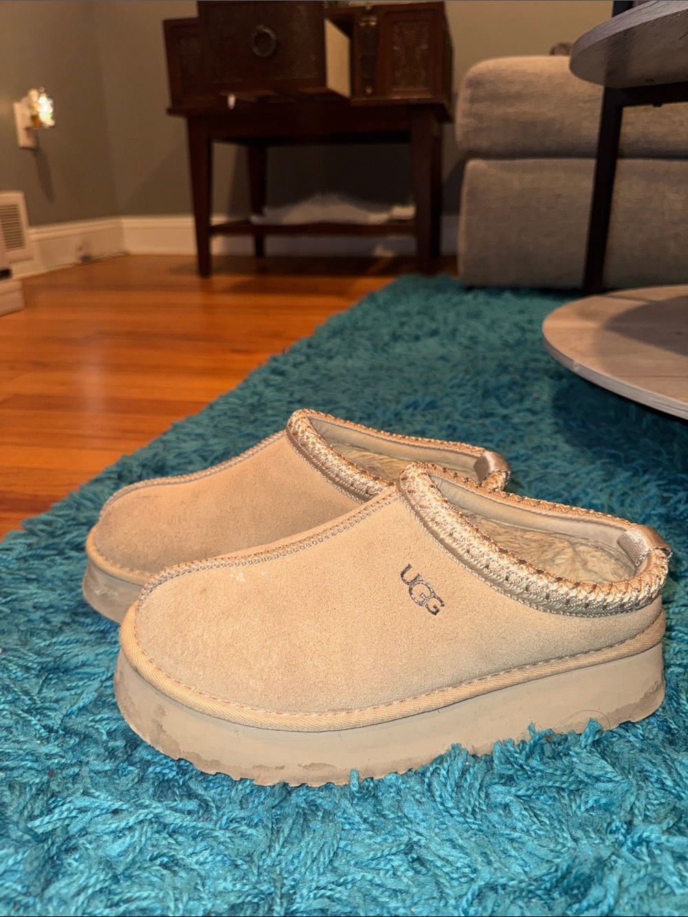 UGG Tazz Platform (7) - Picture 3 of 7